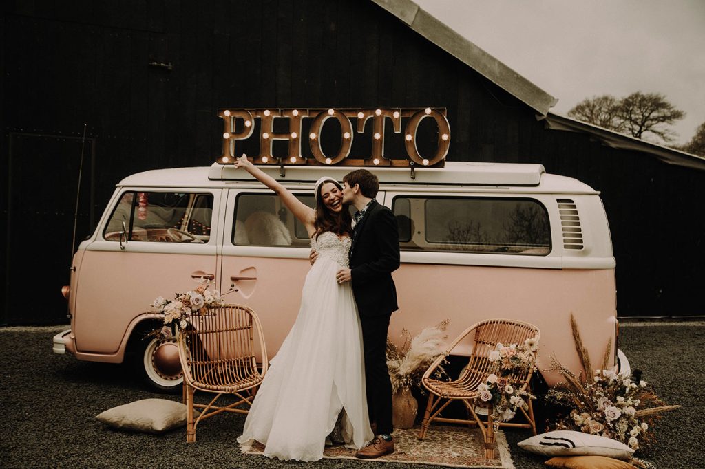 Photo booth revolution – New tech trends for wedding receptions