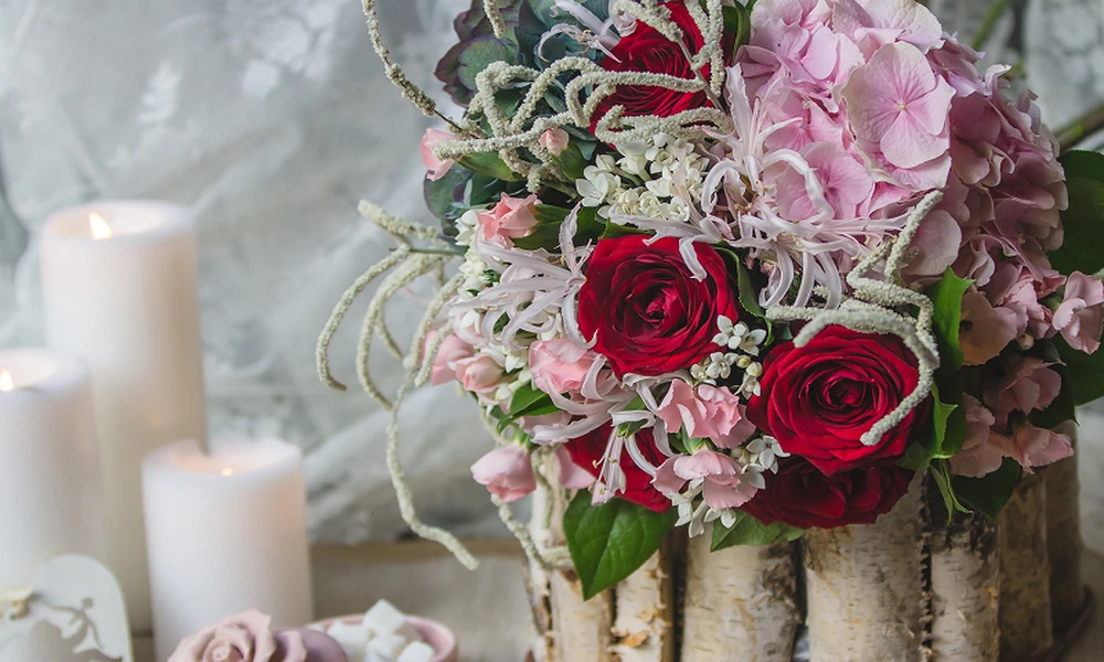Choosing a Sophisticated Gift Flower Box in Singapore for Luxury Visual Impact